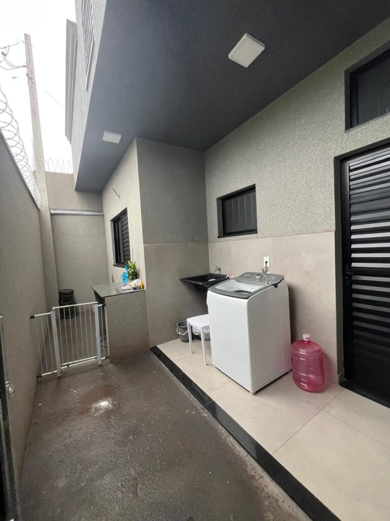 WhatsApp-Image-2025-10-29-at-10.05.32