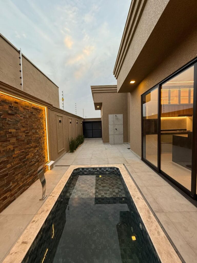 WhatsApp-Image-2025-10-29-at-10.05.46-3-1